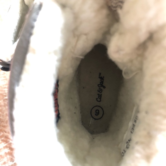 Cat & Jack girls snow boots - Picture 5 of 7